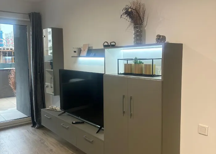 Amazing Estoria * Bucareste