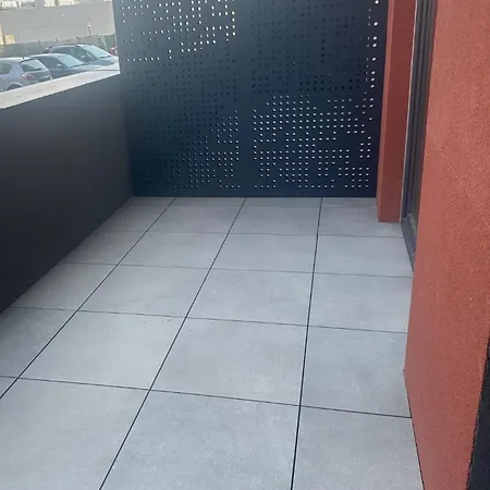 Amazing Estoria Bucureşti